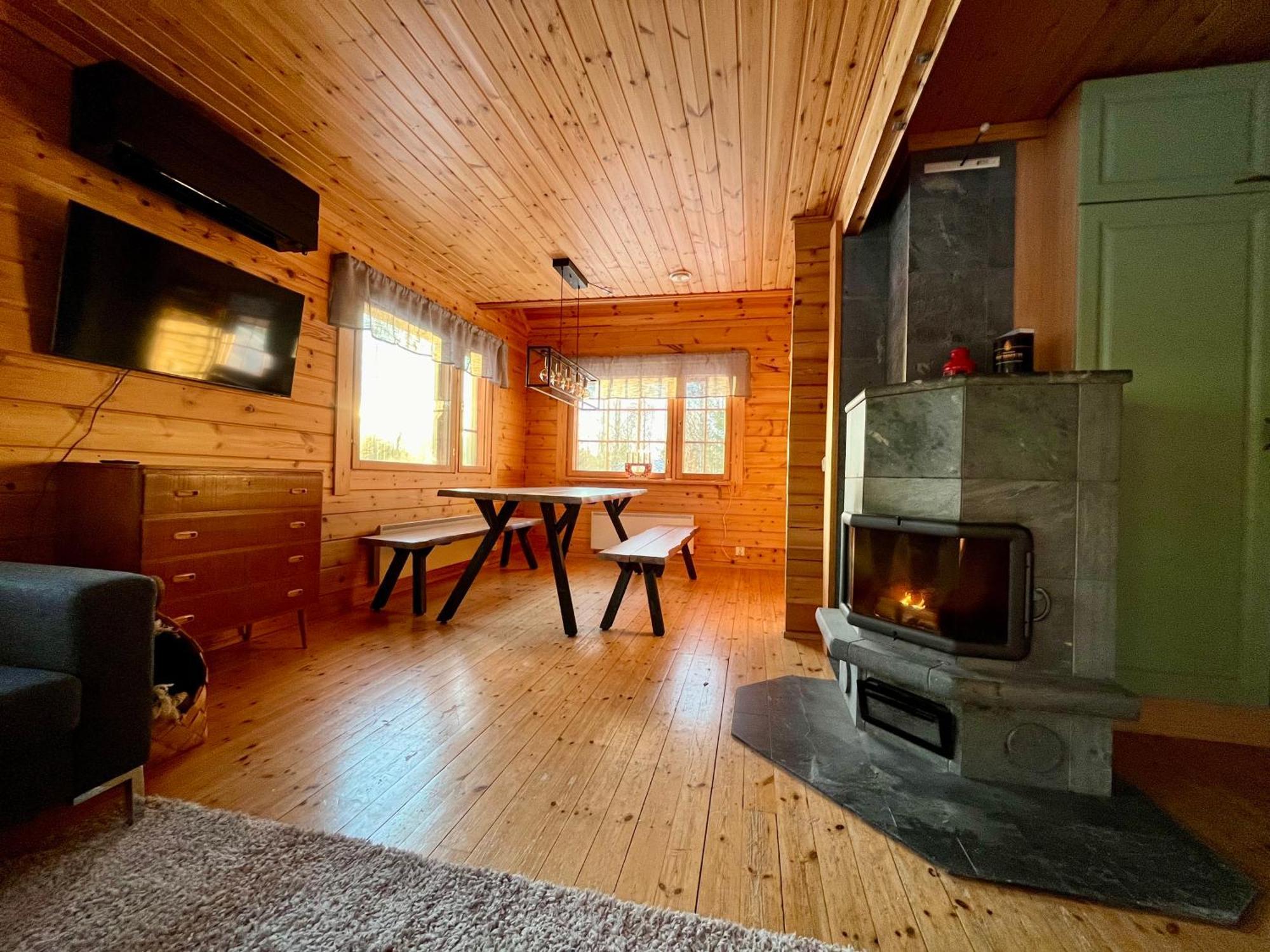 רובניימי Log Cottages In 10 Min From Santa Claus Village-Sauna&Freeparking מראה חיצוני תמונה