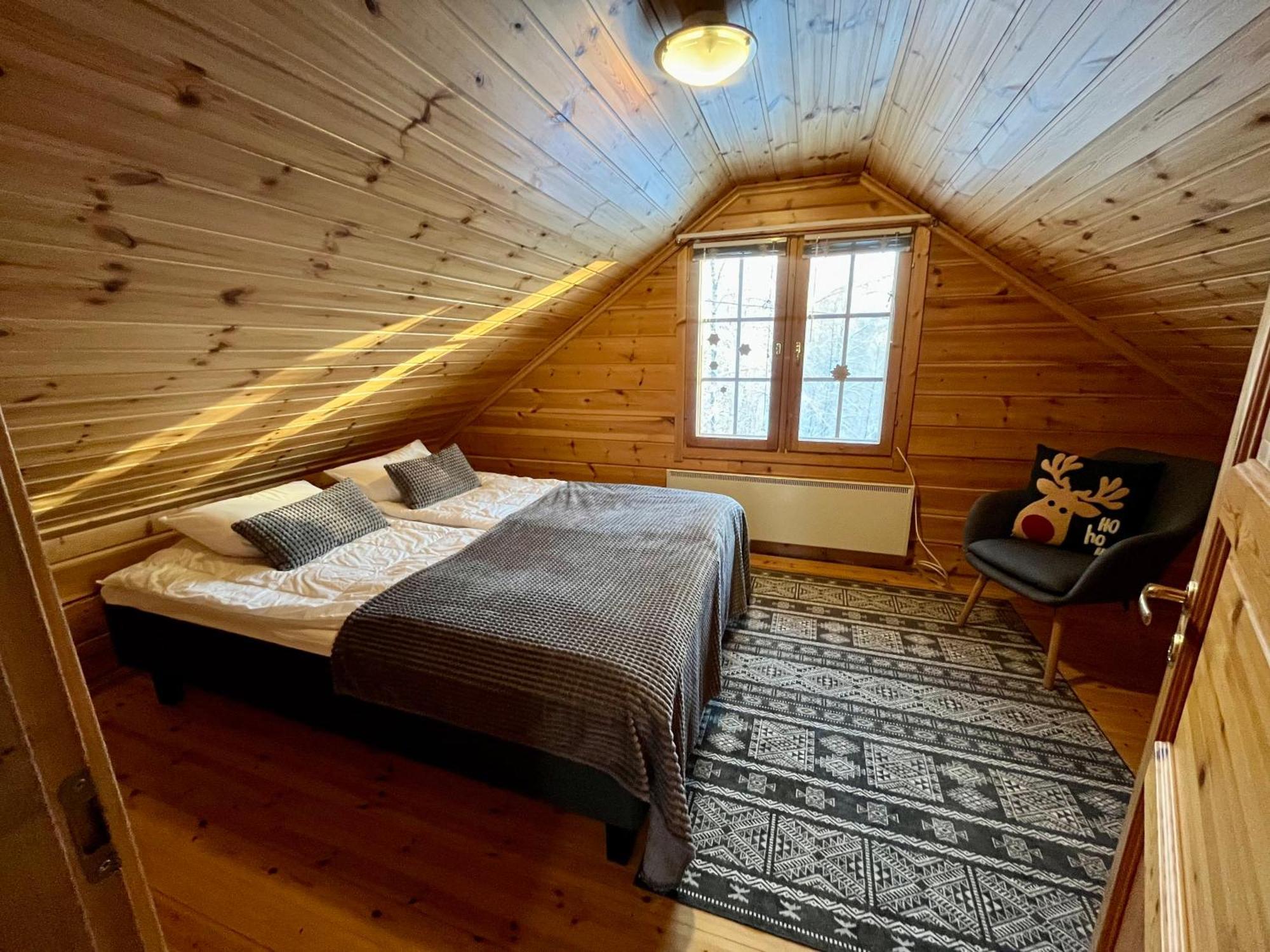 רובניימי Log Cottages In 10 Min From Santa Claus Village-Sauna&Freeparking מראה חיצוני תמונה