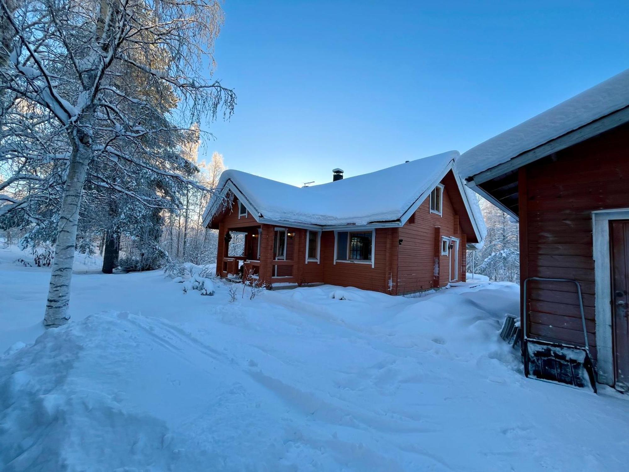 רובניימי Log Cottages In 10 Min From Santa Claus Village-Sauna&Freeparking מראה חיצוני תמונה