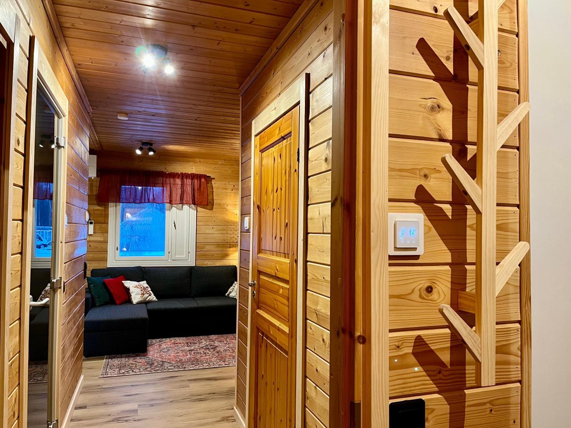 רובניימי Log Cottages In 10 Min From Santa Claus Village-Sauna&Freeparking מראה חיצוני תמונה